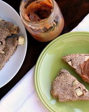 Лепешки с яблоком и пряностями