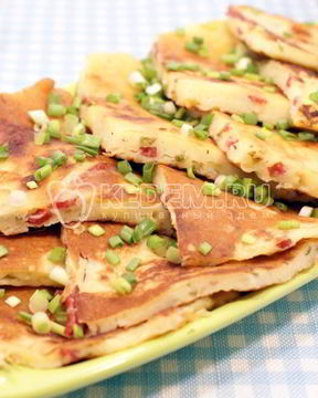 Сырные лепешки с начинкой