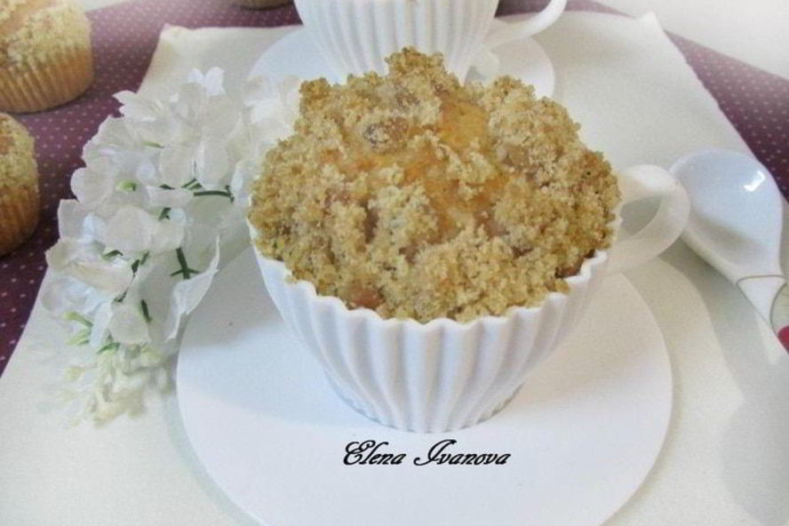 Рецепт биг-маффины с вишней, кедровыми орешками и штрейзелем