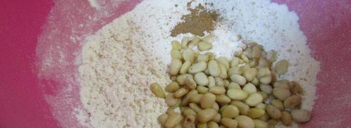 биг-маффины с вишней, кедровыми орешками и штрейзелем. Шаг 3