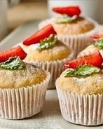 Маффины на клубничном йогурте