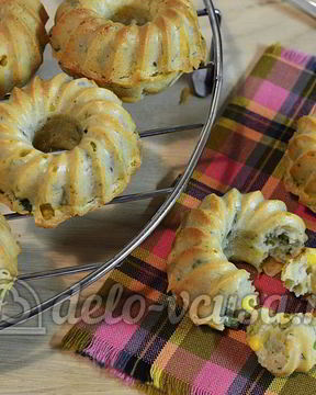 Маффины с кукурузой и зеленью