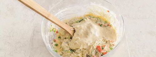 пикантные маффины с копченым лососем. Шаг 4