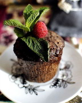 Шоколадно-малиновые маффины