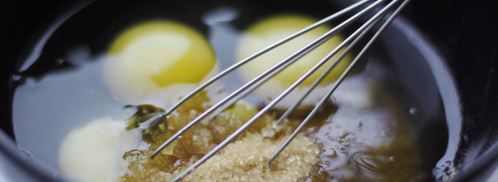 шоколадные маффины со свежими ягодами и пломбиром. Шаг 2