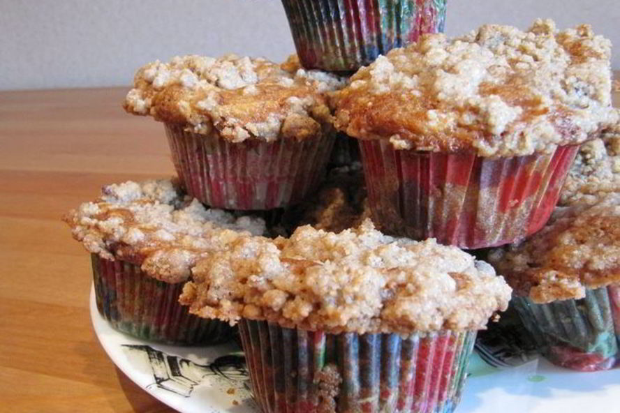 Рецепт яблочные маффины с корицей и штрейзелем