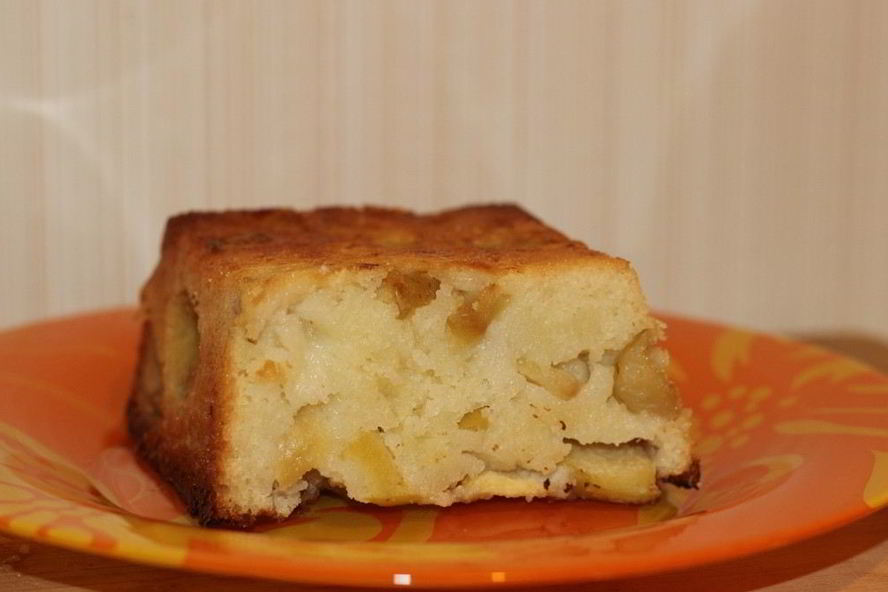 Рецепт манник на кефире с яблоками