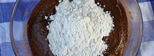 шоколадный манник с вишней. Шаг 7