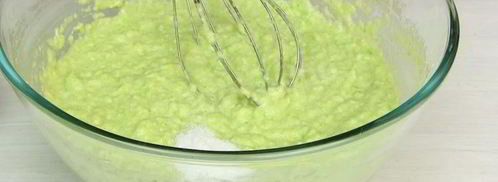 кабачковые оладьи с фаршем внутри. Шаг 5