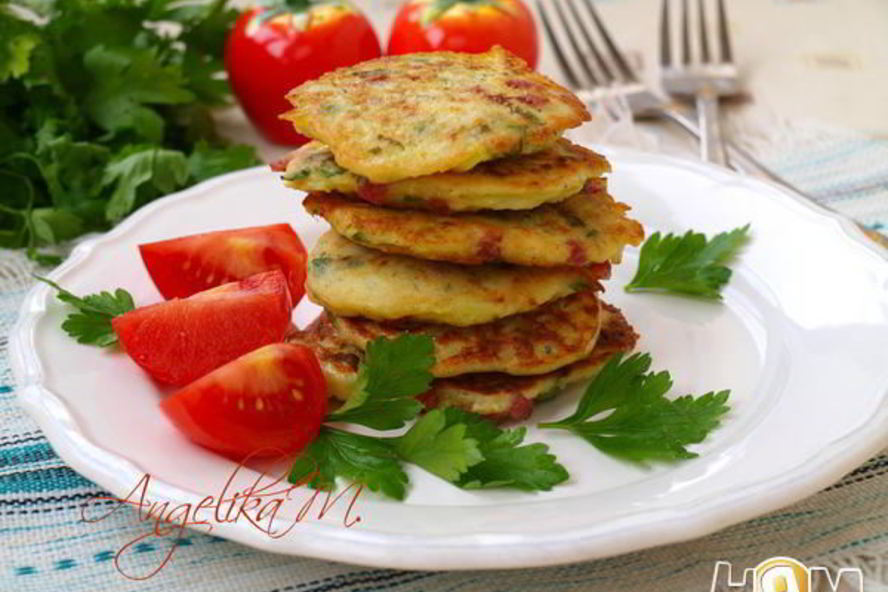 Рецепт кабачковые оладьи с колбасой
