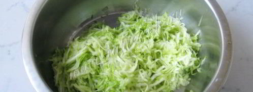 кабачковые оладьи с мясом и грибами. Шаг 4