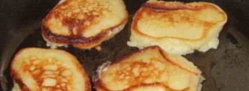 оладьи на дрожжах и кефире. Шаг 10