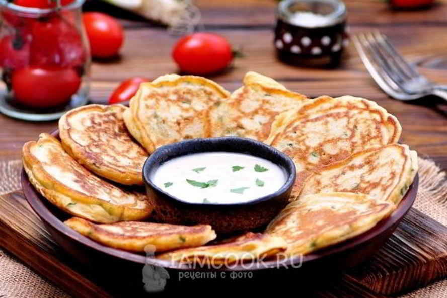 Рецепт оладьи с зеленым луком и яйцом