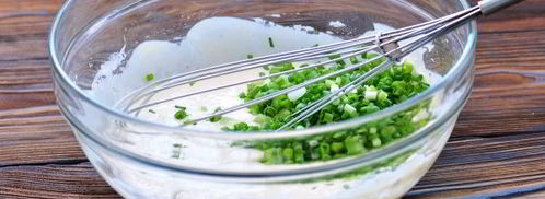 оладьи с зеленым луком и яйцом. Шаг 5