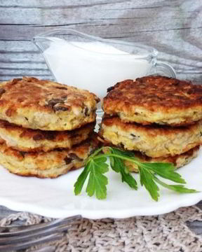 Овощные оладьи с шампиньонами