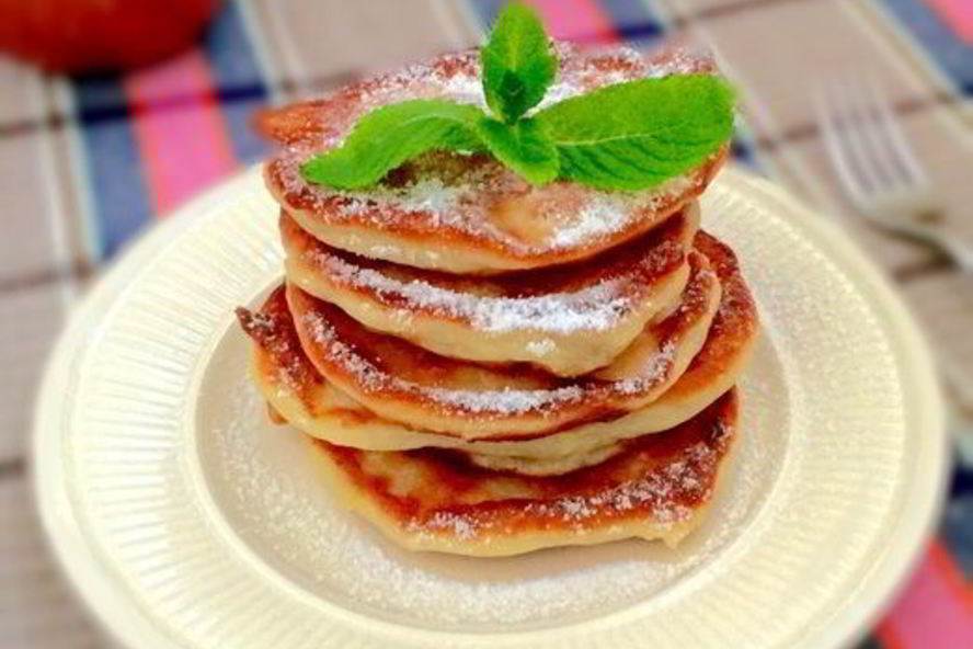 Рецепт творожные оладьи с яблоками