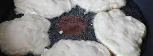 заварные дрожжевые оладьи на молоке. Шаг 6