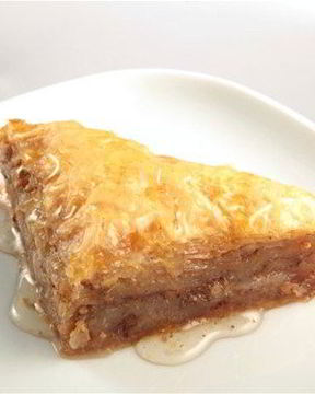 Пахлава с медом, грецкими орехами и кардамоном