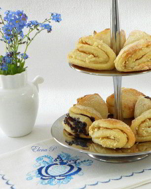 Простое творожное печенье с цукатами, орехами, шоколадом