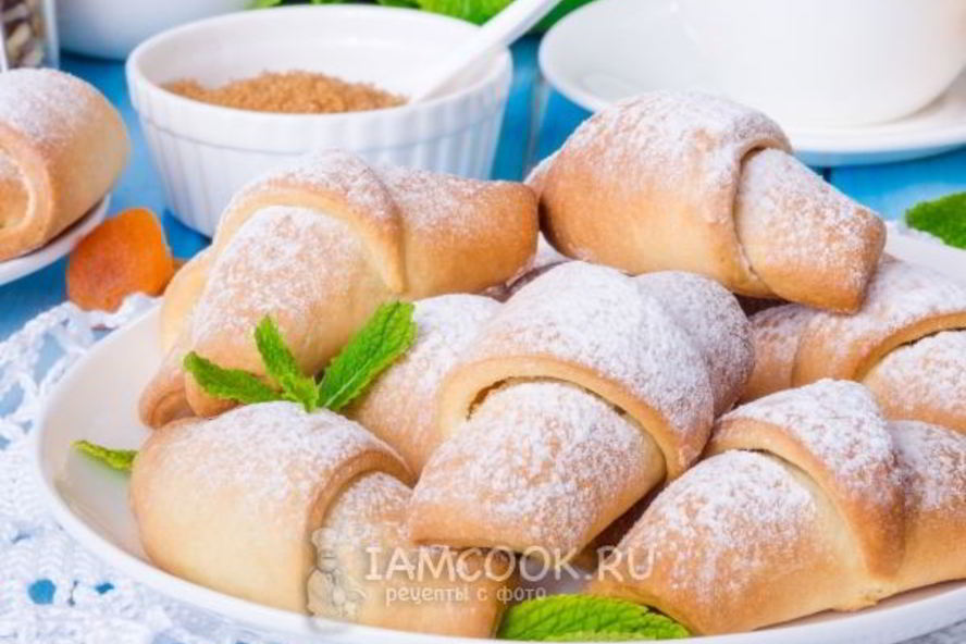 Рецепт рогалики с сухофруктами и орехами