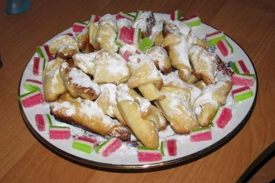 Рецепт сметанные рогалики с мармеладом