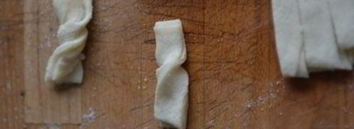 витое сахарное печенье. Шаг 9