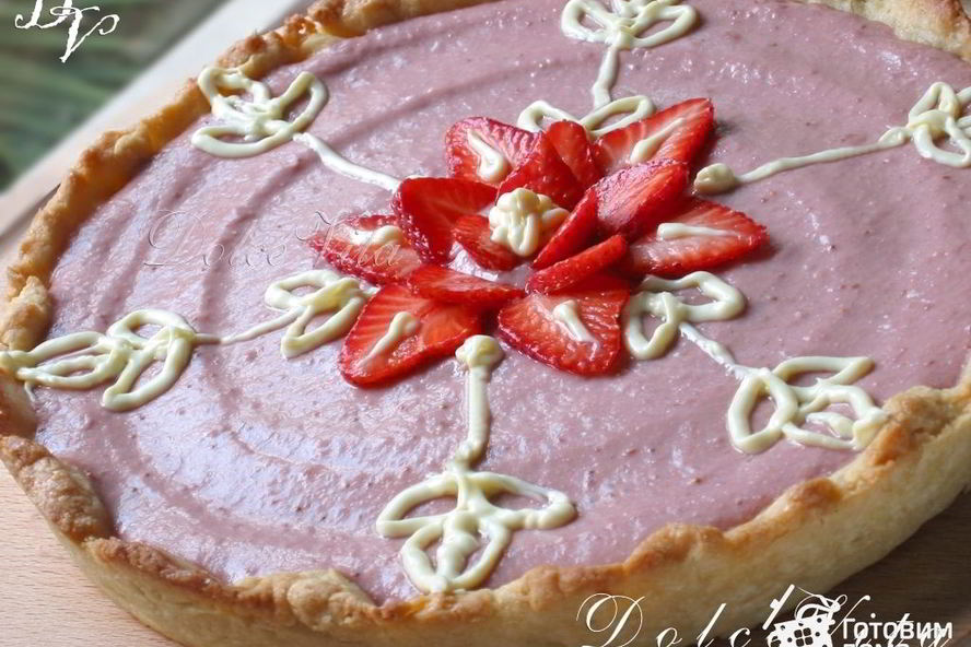 Рецепт песочный пирог с клубничным кремом