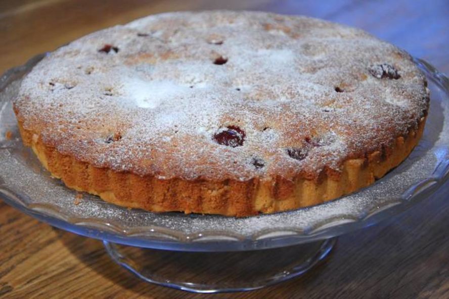 Рецепт пирог с орехово-вишневой начинкой