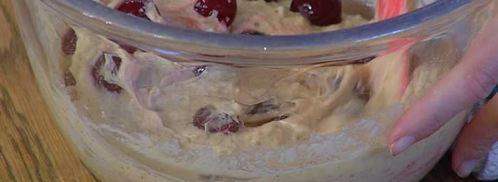 пирог с орехово-вишневой начинкой. Шаг 8