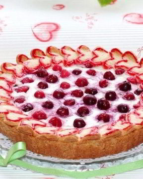 Пирог Валентинки с ягодно-ванильным кремом