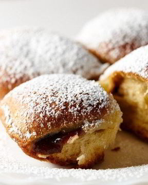 Пироги с черносливом