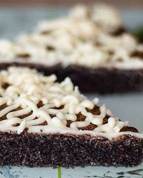 Простой маковый пирог с ванилью