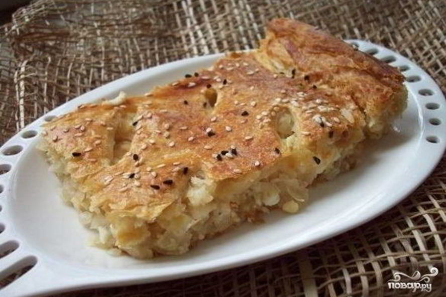 Рецепт слоеного пирога с капустого и яйцома