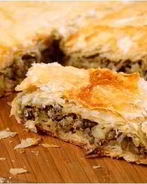 Слоеный пирог с мясом баранины