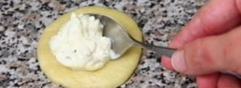 дрожжевые пирожки с творогом. Шаг 8