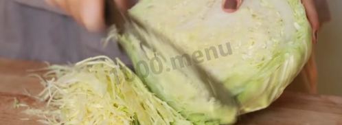 пирожки из слоеного теста с капустой в духовке. Шаг 2