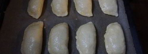 пирожки из творожного теста с яблоками. Шаг 6