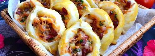 пирожки погача с колбасой и сыром. Шаг 6