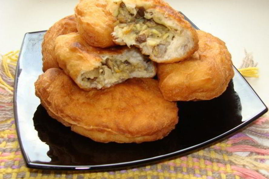 Рецепт пирожки с белыми грибочками