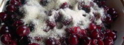 пирожки с вишней на сковороде. Шаг 3