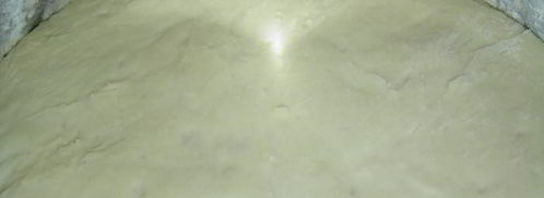 пирожки с яблоками и изюмом на сковороде. Шаг 3