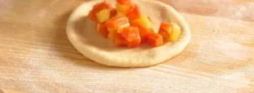 пирожки с яблоками и тыквой в духовке. Шаг 7