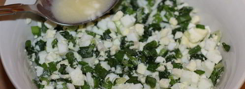 пирожки с зеленым луком и яйцами. Шаг 3