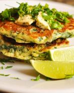 Пирожки с зеленым луком и яйцом