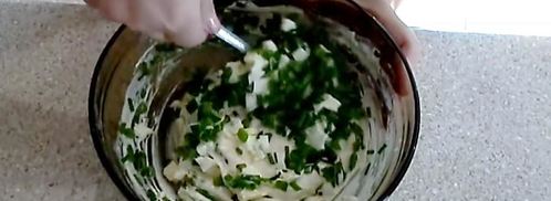 пирожки с зеленым луком и яйцом. Шаг 9