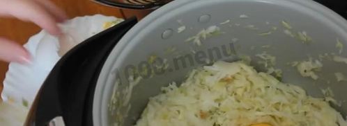 пирожки в мультиварке с капустой. Шаг 16