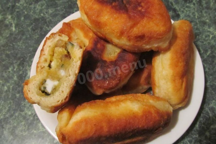 Рецепт пирожки жареные на дрожжах на сковороде