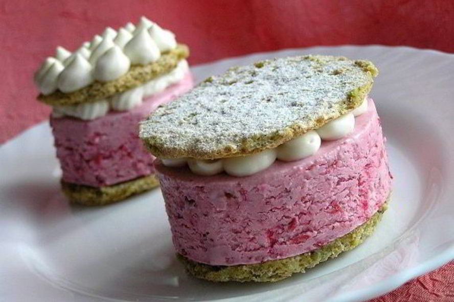 Рецепт фисташковое пирожное с брусничным семифредо