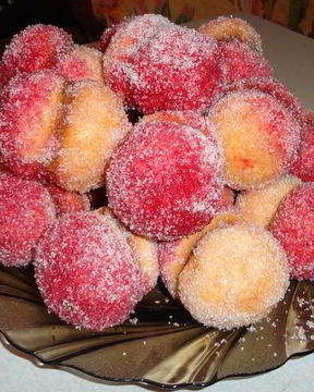 Пирожное Персики