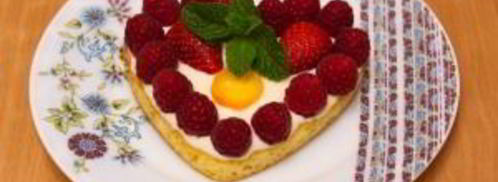 цитрусовые пирожные валентинки с фруктами. Шаг 12